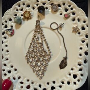 9 Fun Individual Fashion Earrings